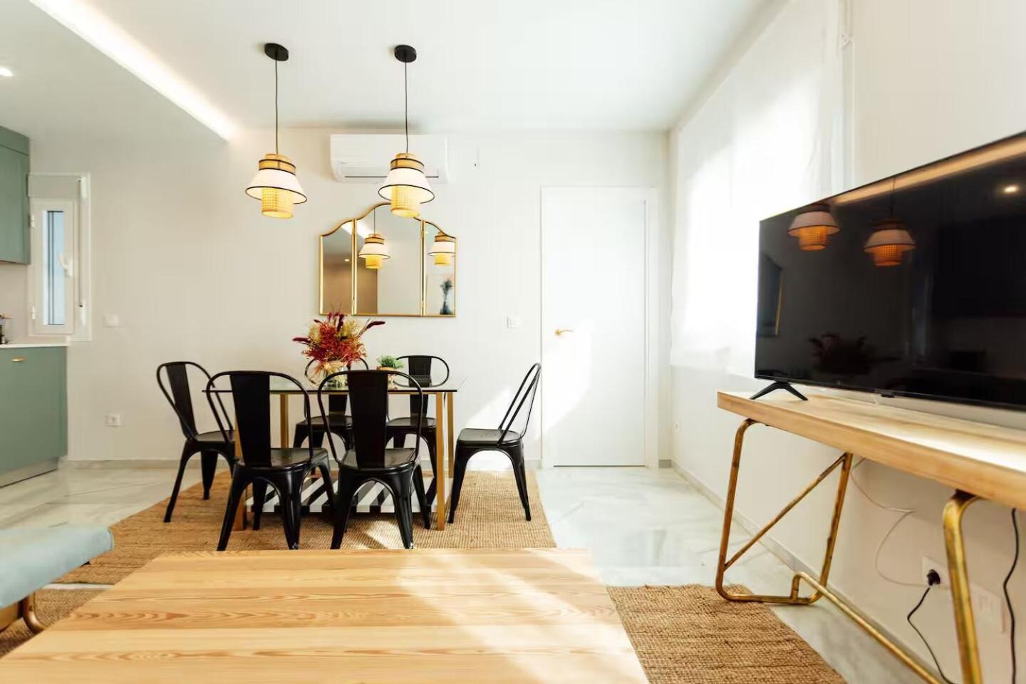 Reformed And Comfy- 2Bd 2Bth- Arenal Apartment Seville Exterior photo