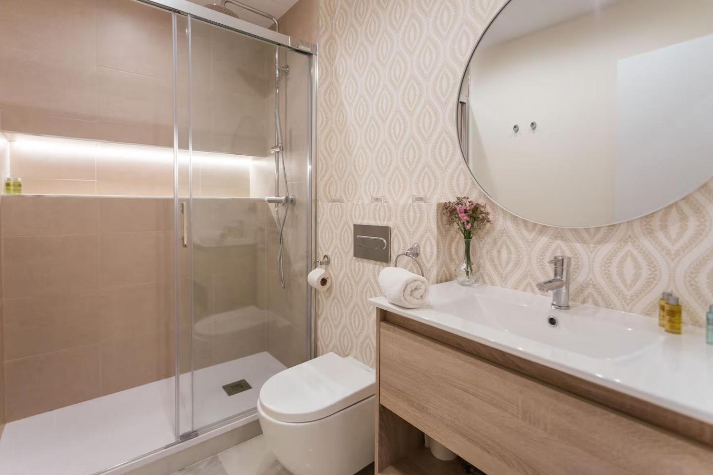 Reformed And Comfy- 2Bd 2Bth- Arenal Apartment Seville Exterior photo
